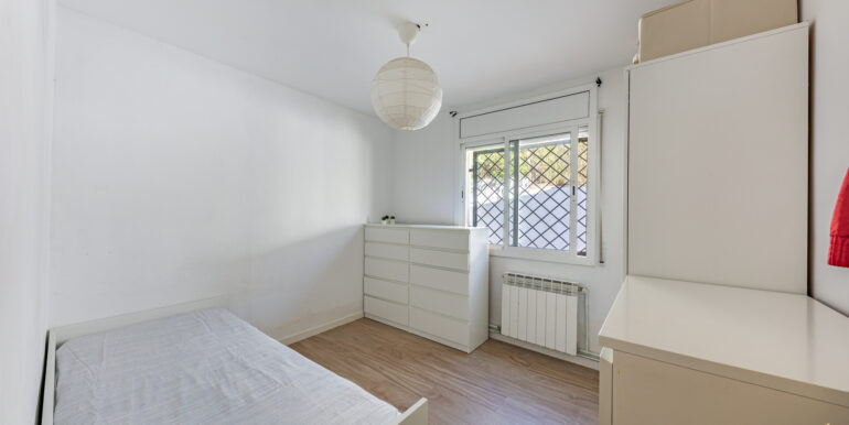 C Ginesta 65 Esparreguera-16