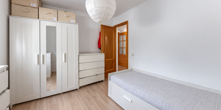 C Ginesta 65 Esparreguera-17